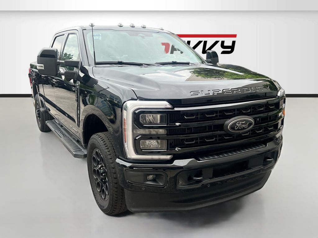 2025 Ford F-250 Lariat 4x4 Crew Cab 6-3/4' Box's photo