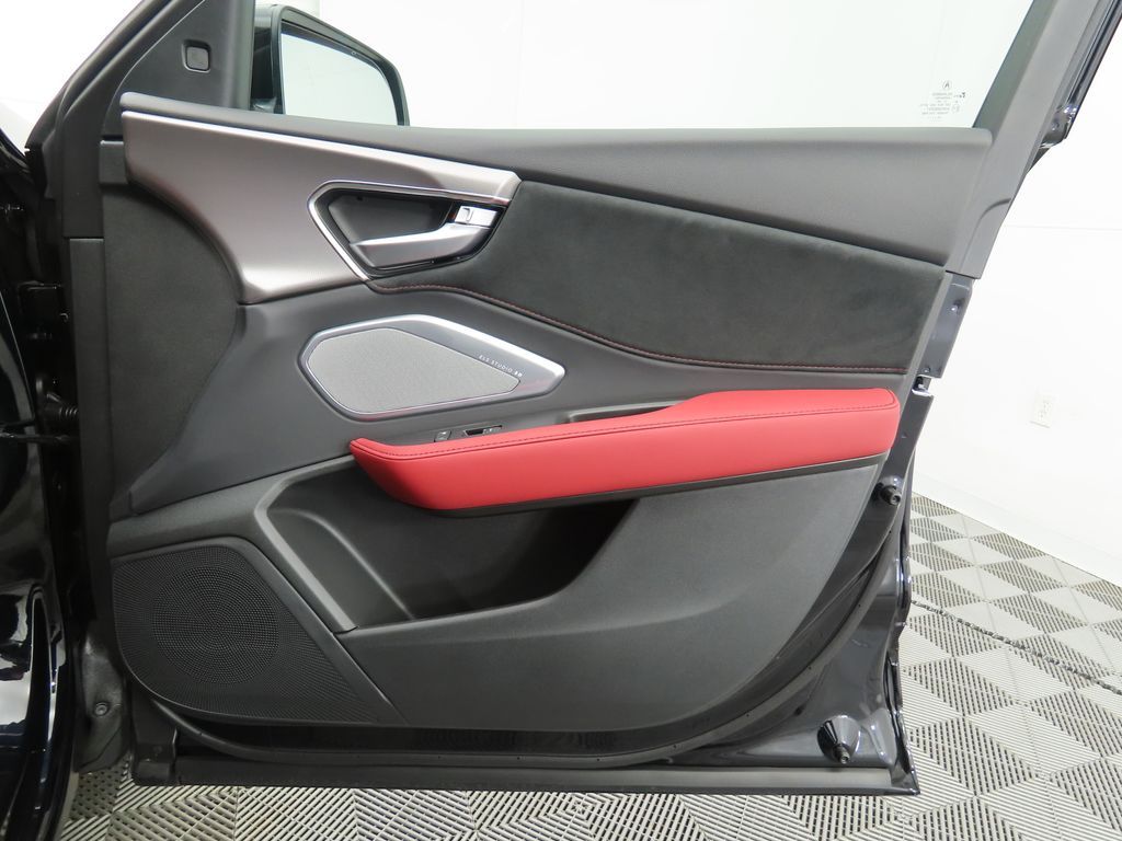 Thumbnail: 2026 Acura RDX - 27