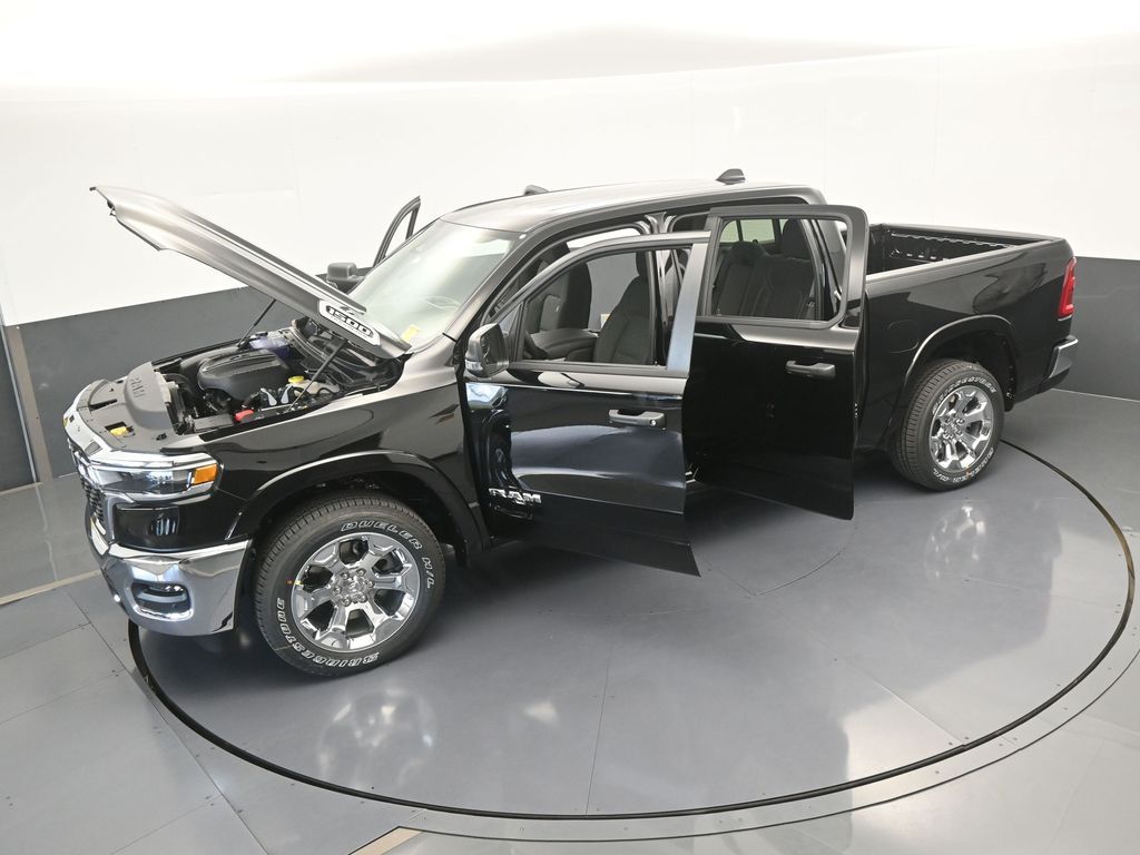 New 2026 Diamond Black Crystal Pearlcoat Ram Big Horn/Lone Star image 58