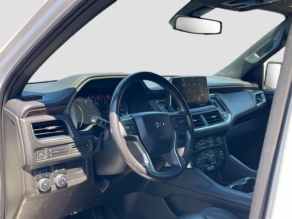 Used 2021 Beige Chevrolet Z71 image 9