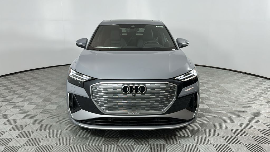 2025 Audi Q4 e-tron  8