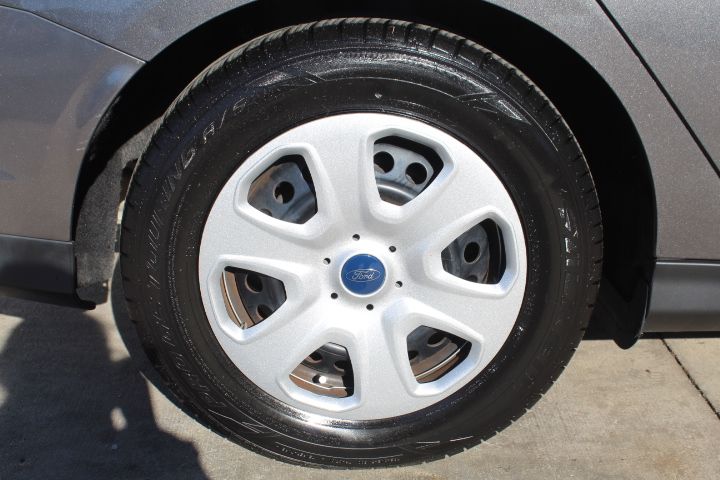 Used Car 2013 Ford Focus  S For Sale Under $10,000 In Georgetown, Texas