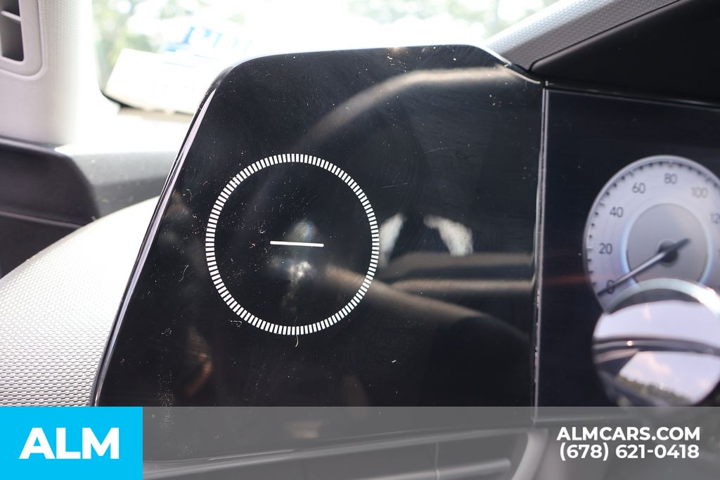 Used 2024 Gray Hyundai SEL image 37