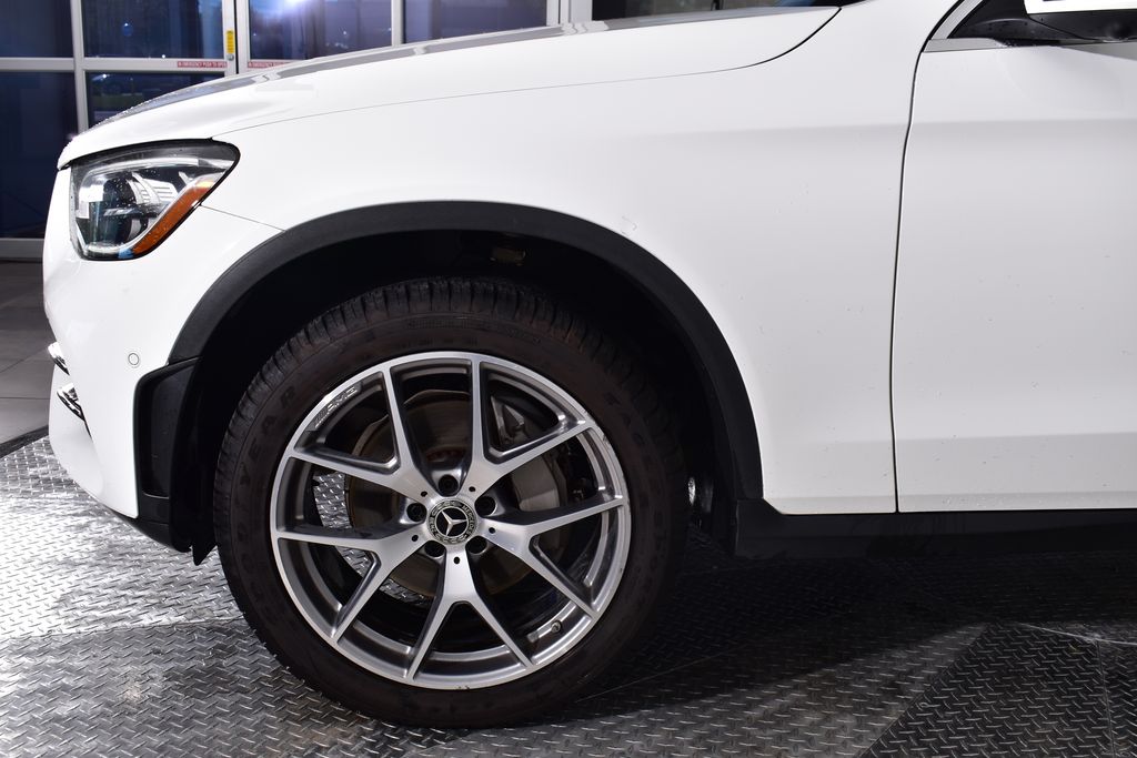 Thumbnail: 2021 Mercedes-Benz GLC - 9