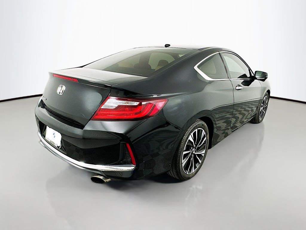 Thumbnail: 2017 Honda Accord - 5