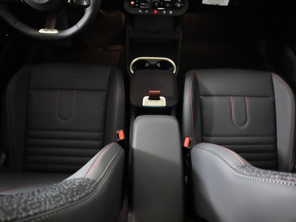 Thumbnail: 2026 MINI Cooper Countryman - 17