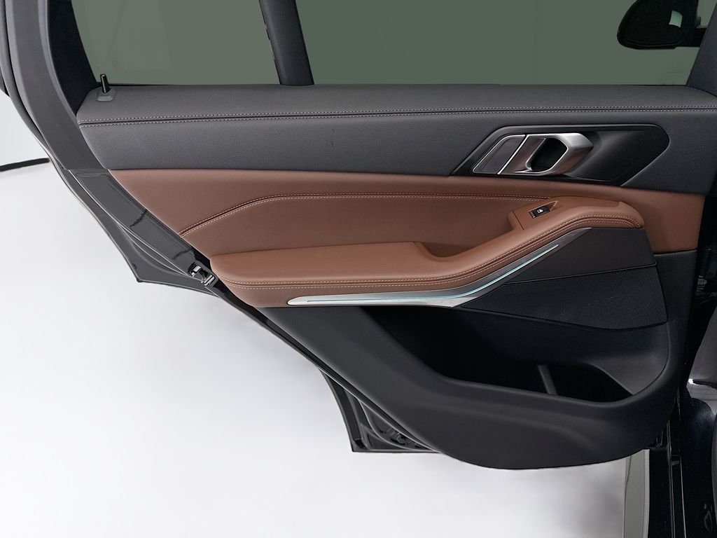 Thumbnail: 2023 BMW X5 - 25