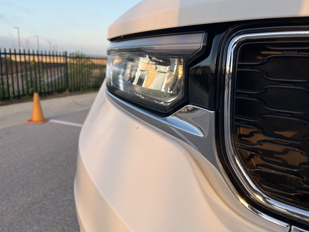 Thumbnail: 2023 Jeep Grand Cherokee L - 15