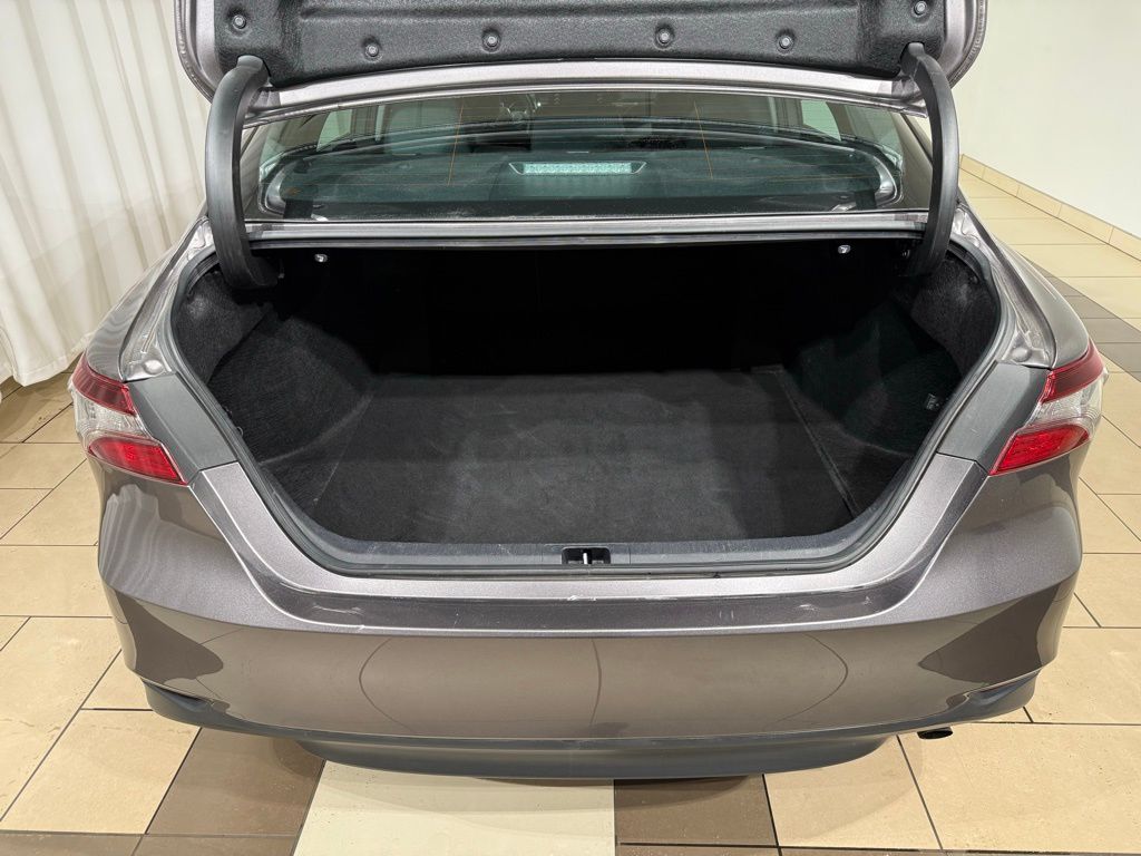 Thumbnail: 2024 Toyota Camry - 12