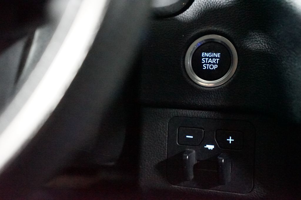 Thumbnail: 2024 Toyota Tundra - 24