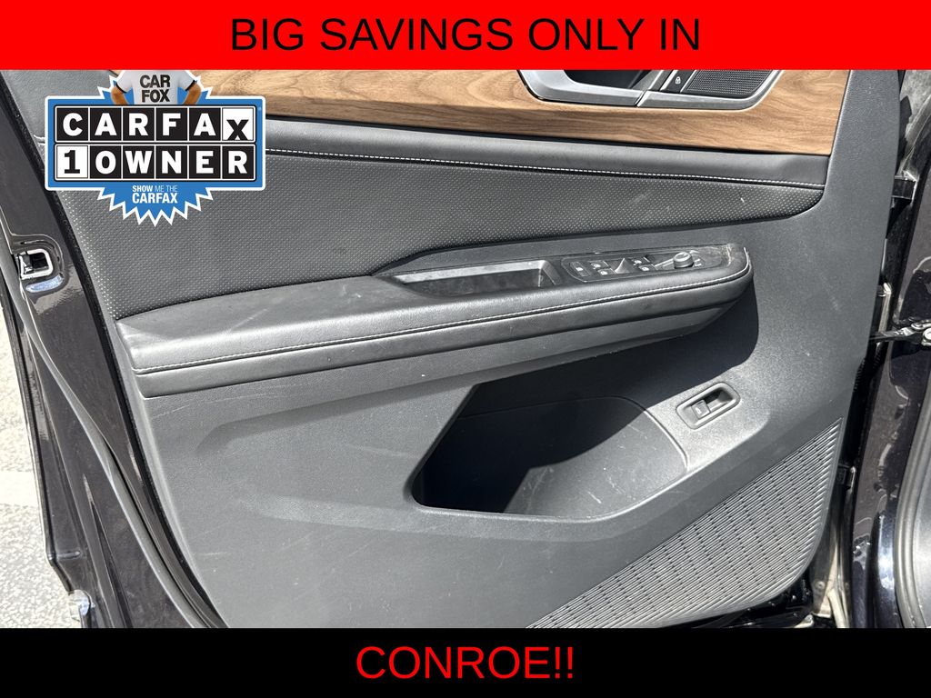 2024 Volkswagen Atlas 2.0T SE w/Technology Black at Don McGill Toyota
