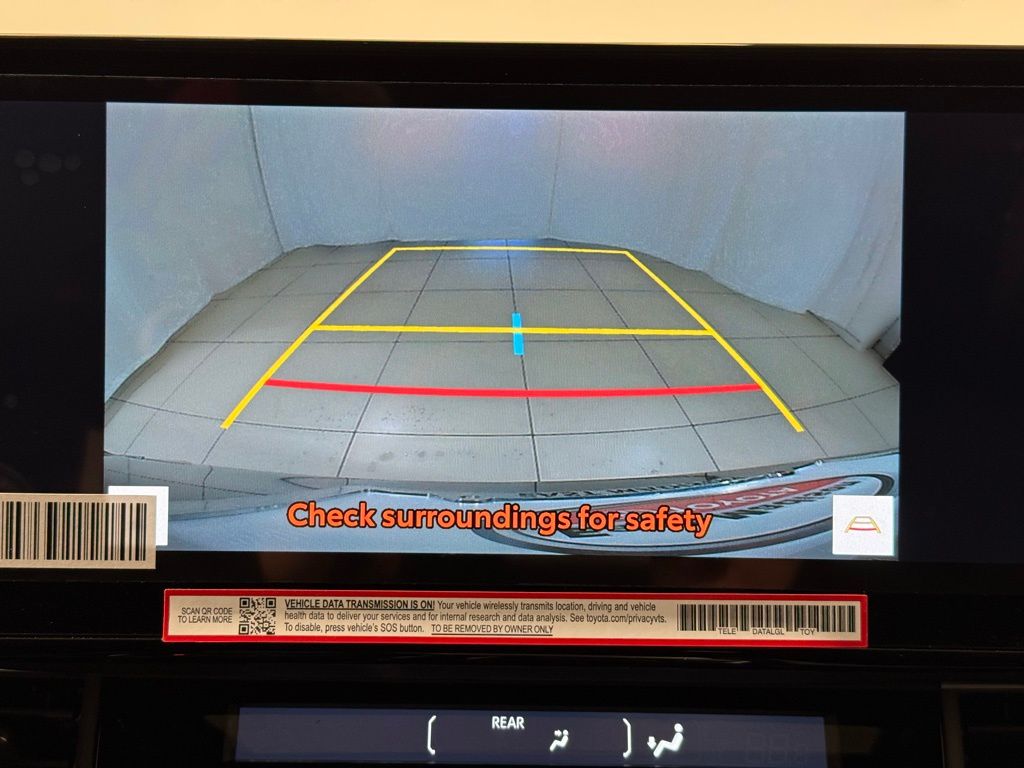 Thumbnail: 2025 Toyota Sienna - 31