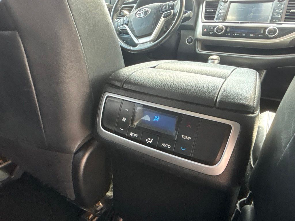 Used 2019 Toyota Highlander SUV