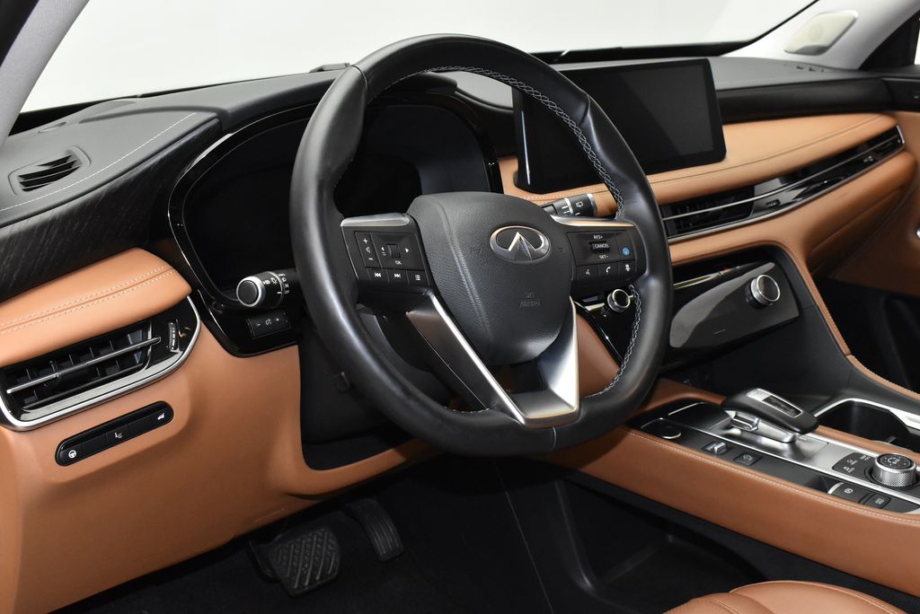 Thumbnail: 2023 INFINITI QX60 - 20