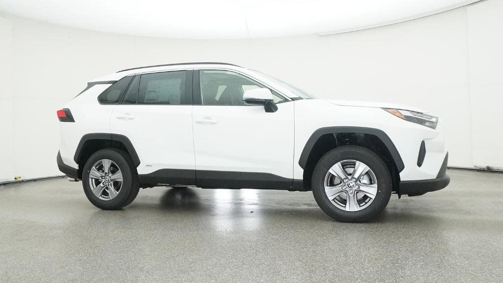 Thumbnail: 2025 Toyota RAV4 - 24