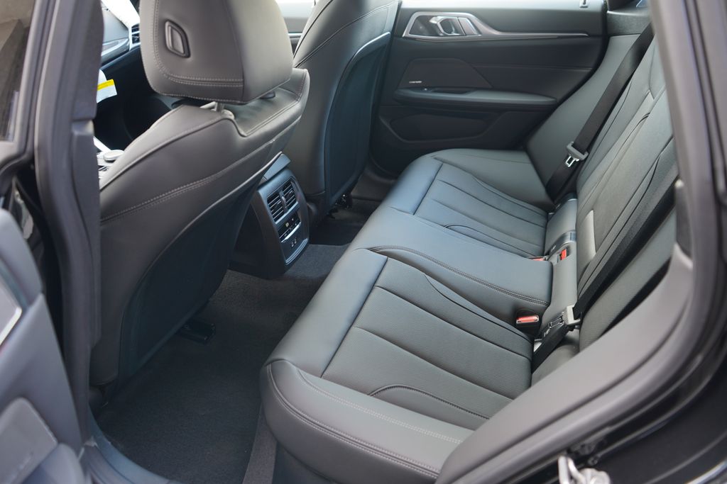 Thumbnail: 2026 BMW 4 Series - 20