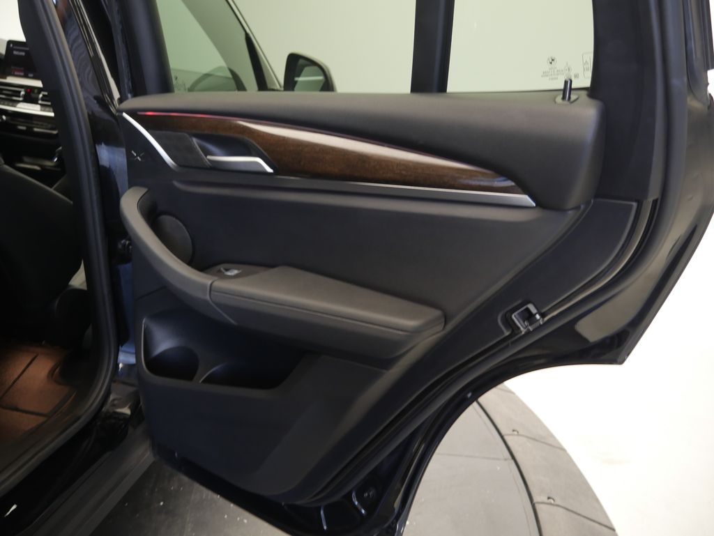 Thumbnail: 2023 BMW X3 - 26