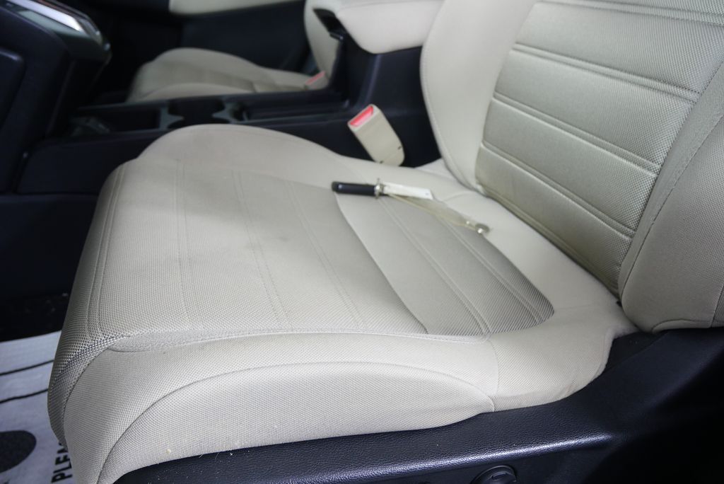 Thumbnail: 2019 Honda CR-V - 9