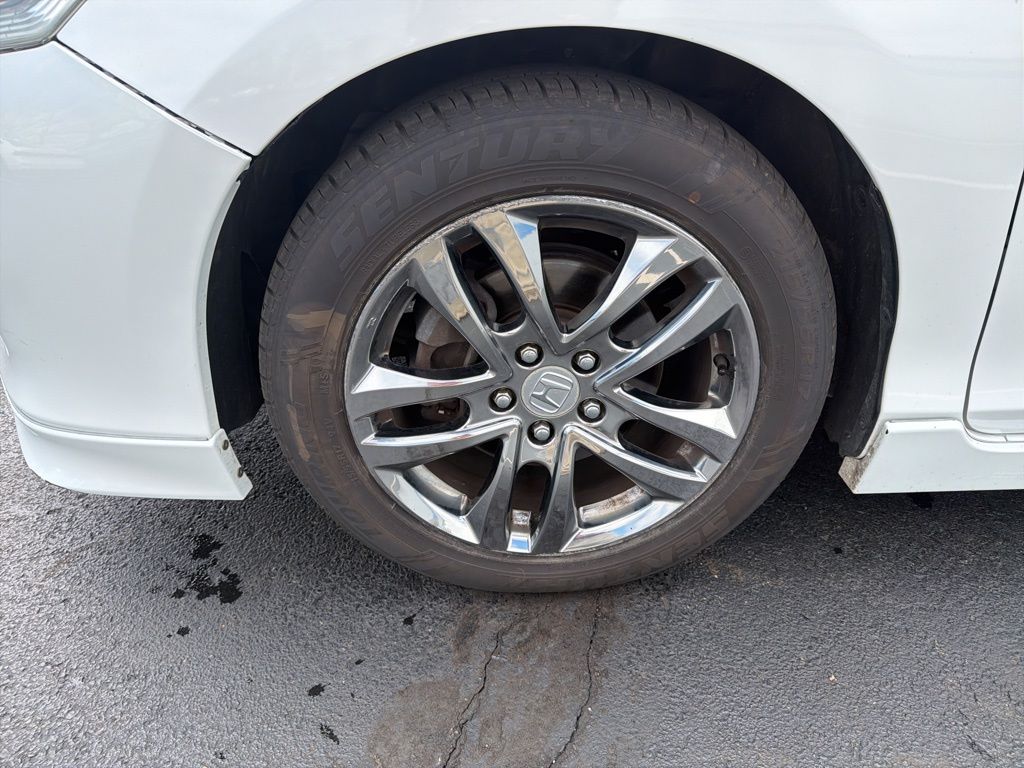 Thumbnail: 2015 Honda Accord - 10