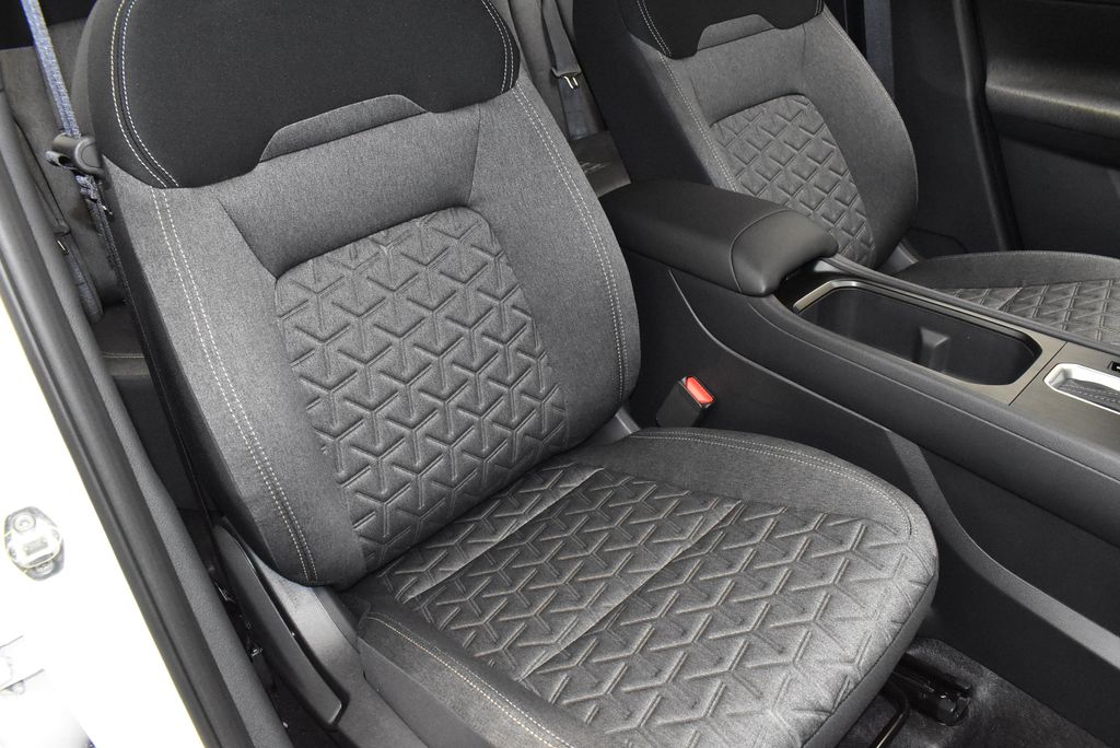 Thumbnail: 2026 Nissan Kicks - 23