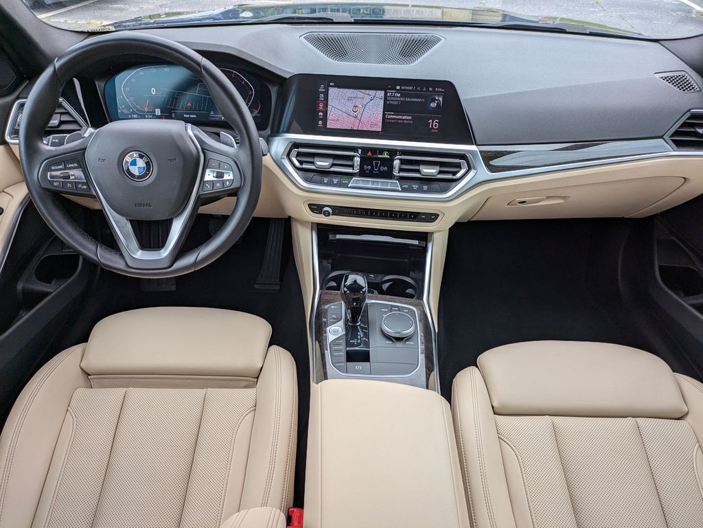 2022 BMW 330i 