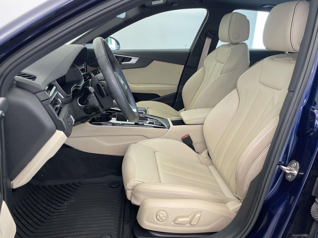 2023 Audi A4 45 S line Premium Plus - 4