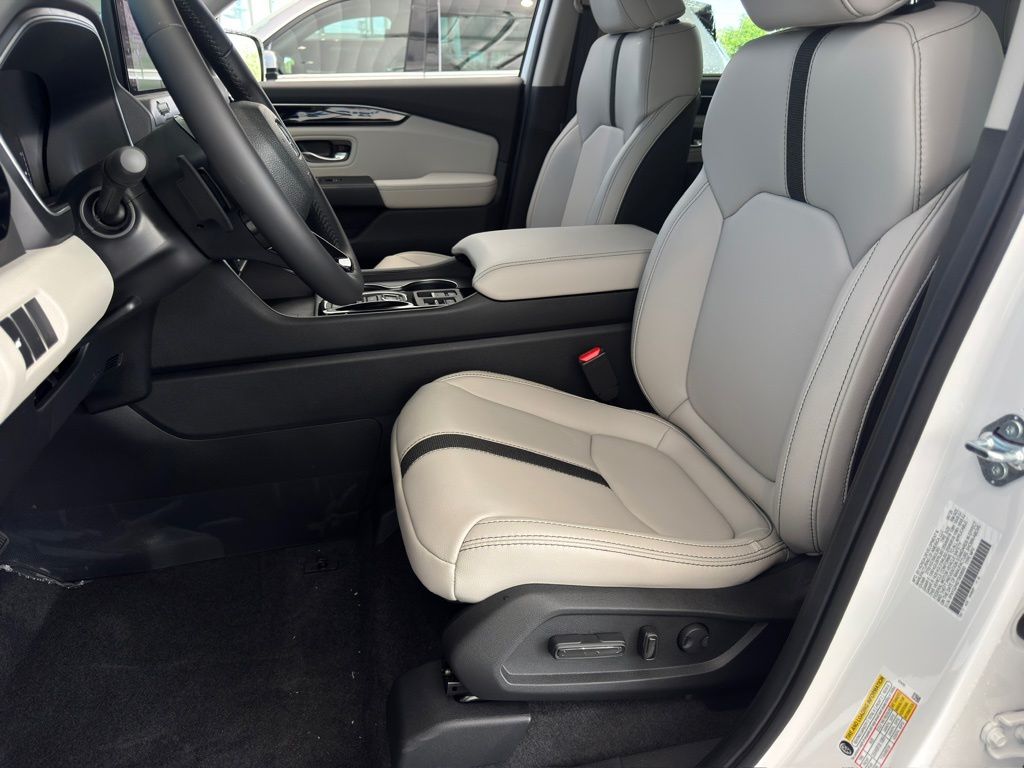 2026 Honda Pilot EX-L  at Community Honda