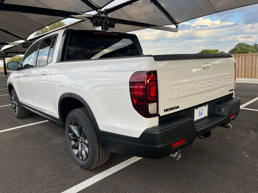 Thumbnail: 2026 Honda Ridgeline - 4