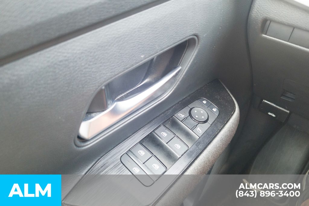 Used 2025 White Nissan SV image 14