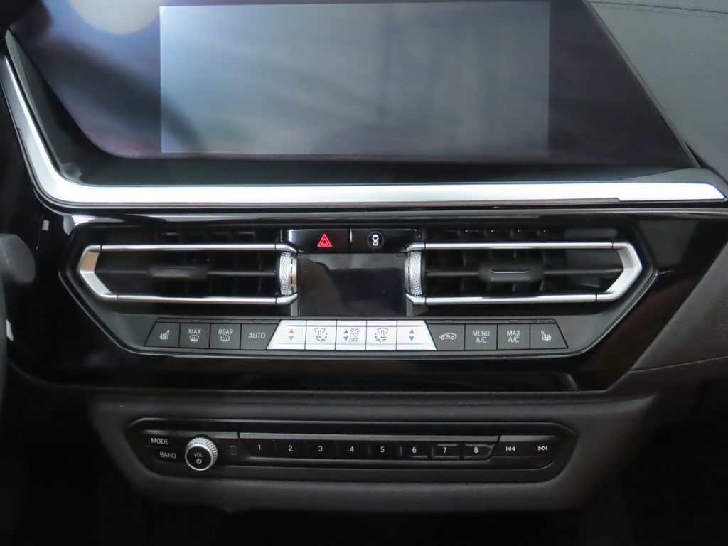 Thumbnail: 2022 BMW Z4 - 22