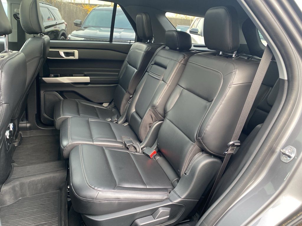 used 2022 Ford Explorer car, priced at $27,250