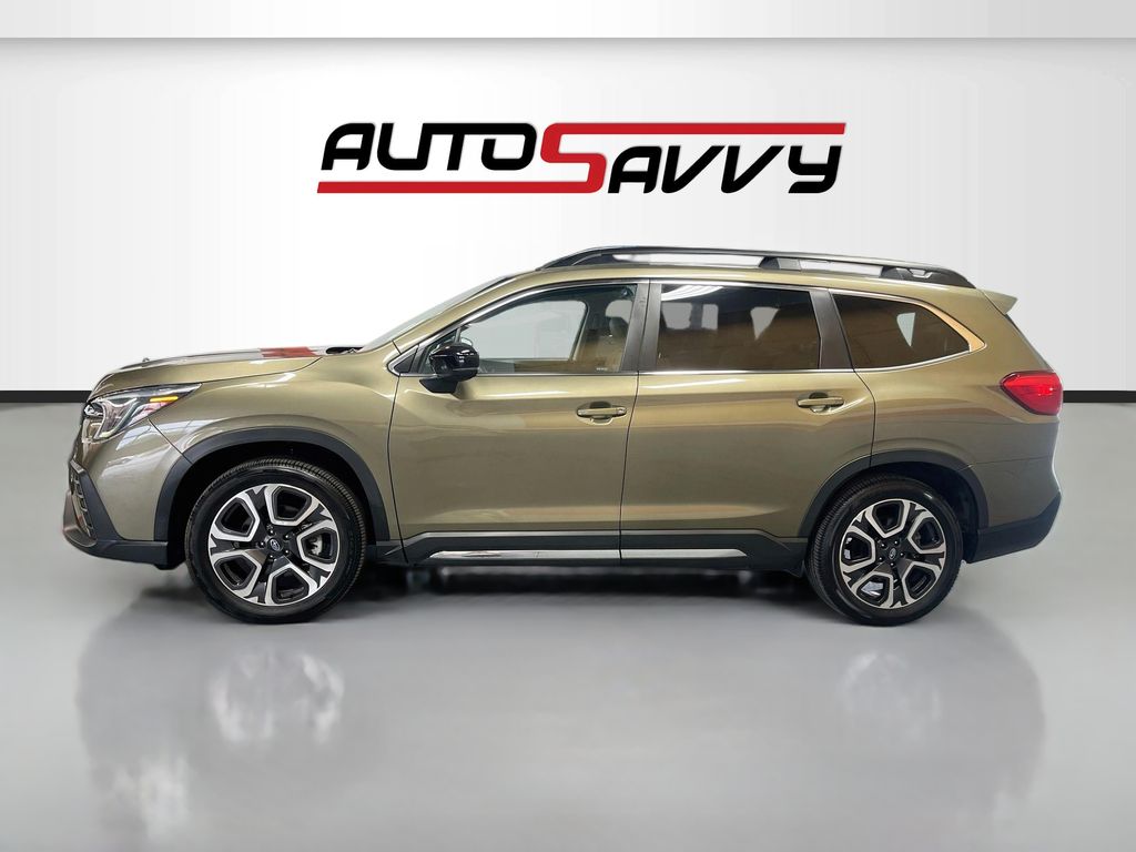 Used 2024 Autumn Green Metallic Subaru Limited image 4