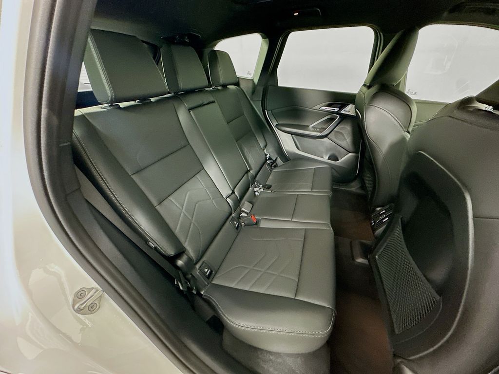 Thumbnail: 2024 BMW X1 - 28