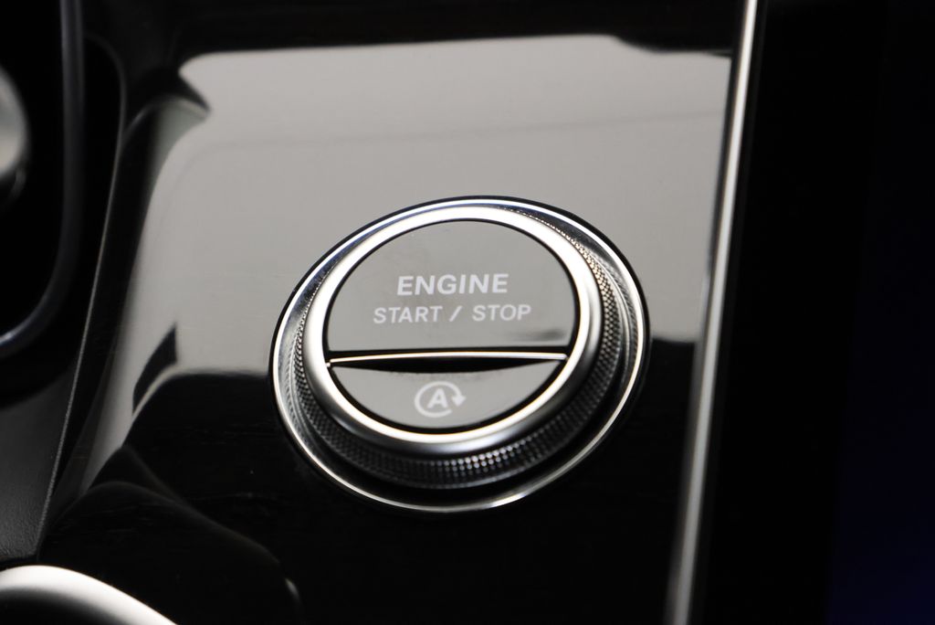 Thumbnail: 2026 Mercedes-Benz GLC - 27