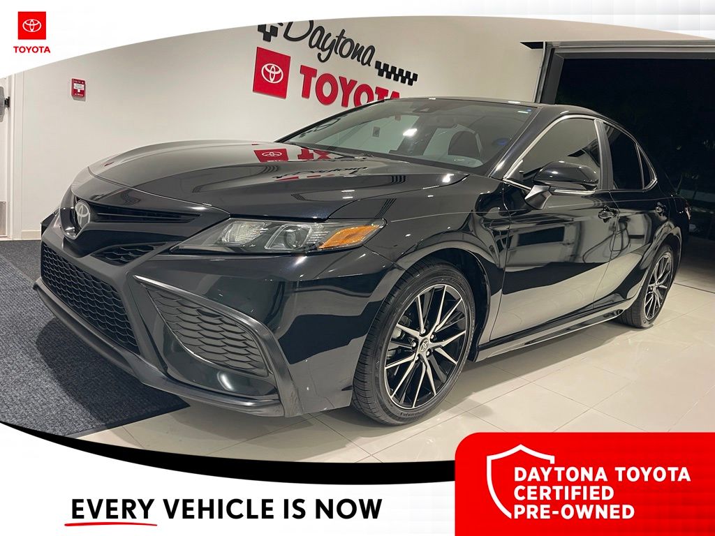 2024 Toyota Camry SE - Photo 11
