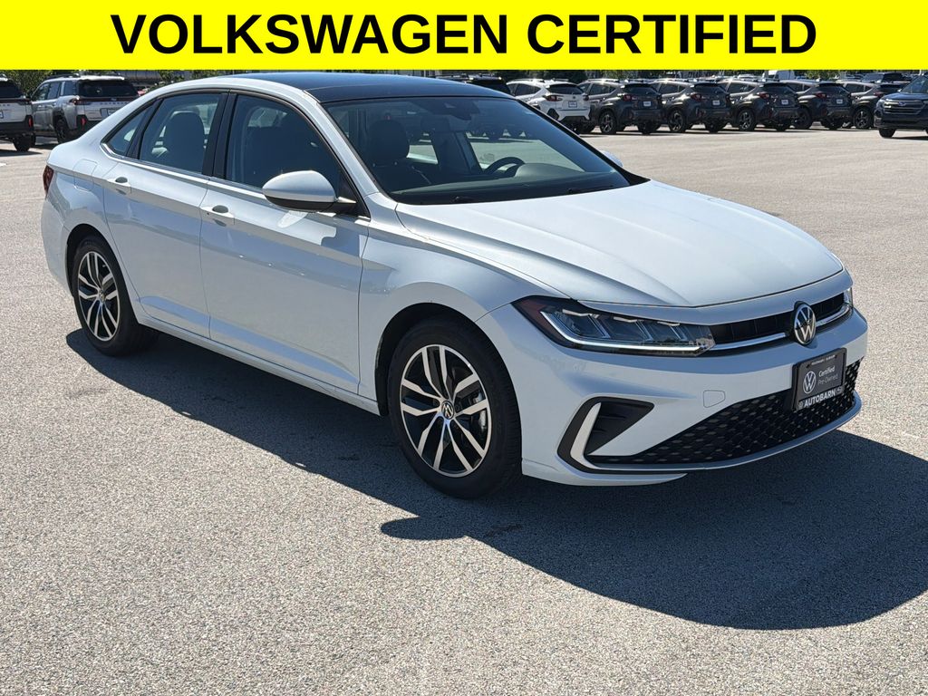 Opal White Pearl 2025 Volkswagen Jetta Sedan Front-Wheel Drive 8-Speed Automatic