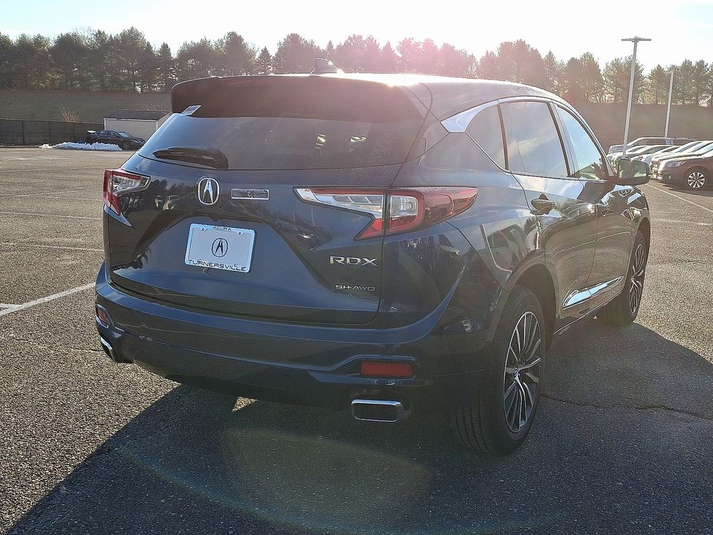 Thumbnail: 2025 Acura RDX - 4