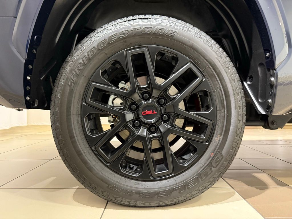 Thumbnail: 2024 Toyota Tundra - 9