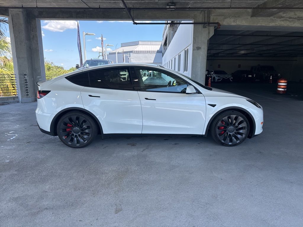 Used 2023 Tesla Model Y Performance with VIN 7SAYGDEF2PF747990 for sale in Tamarac, FL