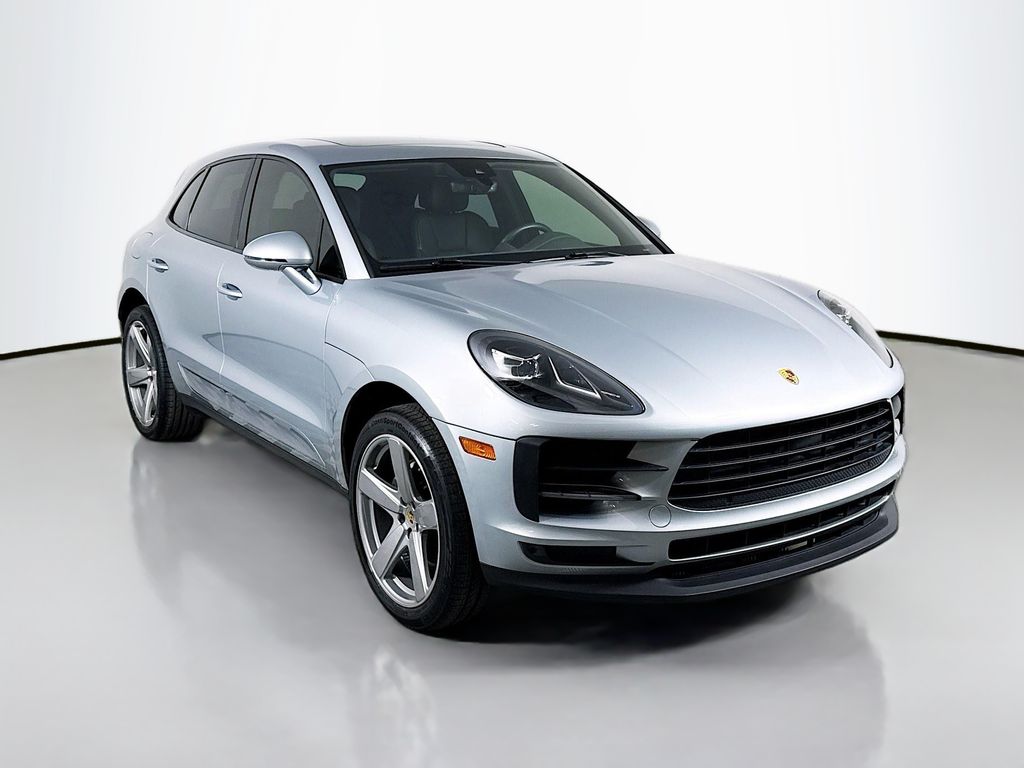 Thumbnail: 2020 Porsche Macan - 3