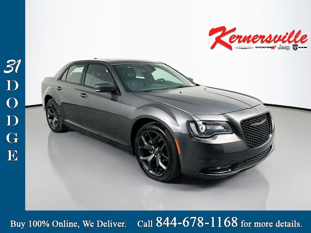Crystal Metallic 2023 Chrysler 300 Sedan Rear-Wheel Drive Automatic
