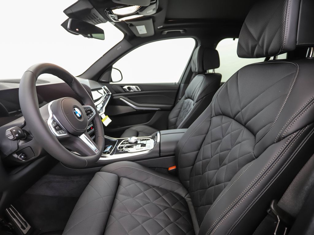 Thumbnail: 2026 BMW X5 - 12