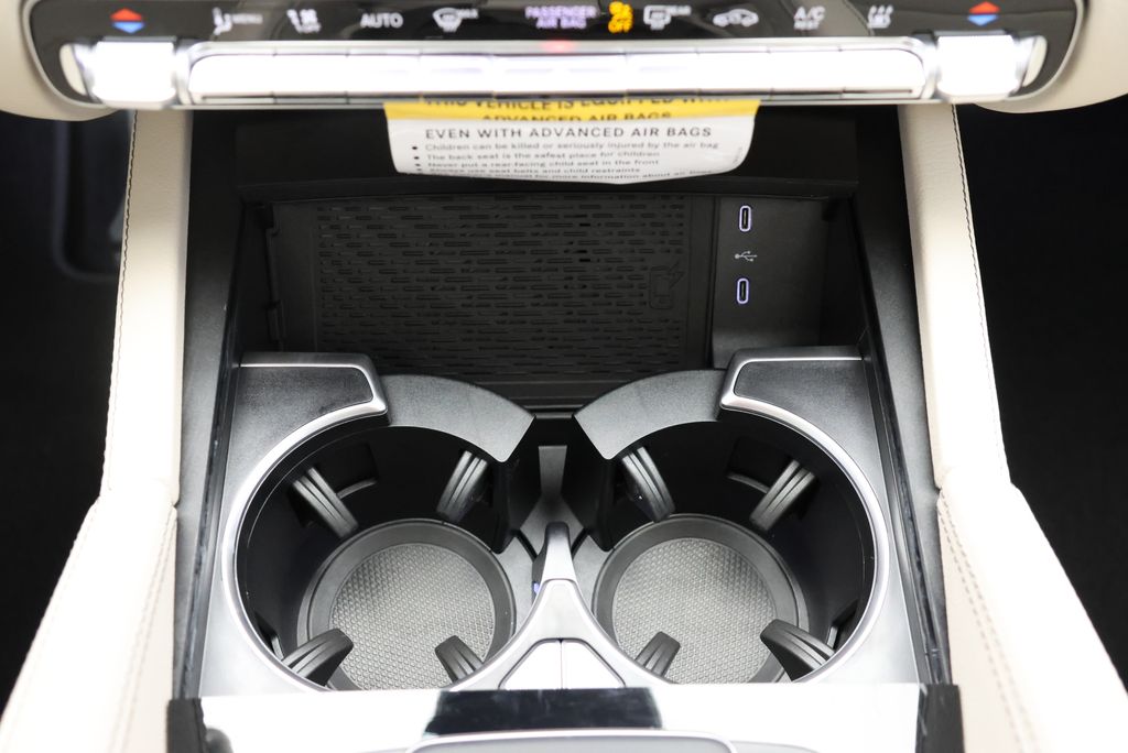 Thumbnail: 2026 Mercedes-Benz GLE - 28