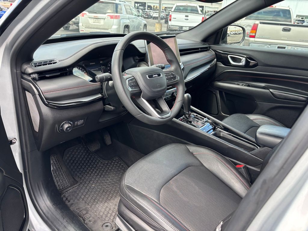 Used Car 2024 Jeep Compass  Trailhawk For Sale Under $30,000 In Austin, Texas