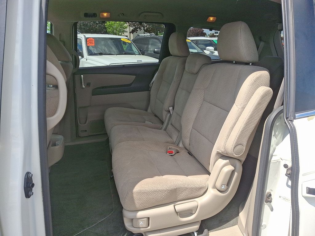 2016 Honda Odyssey EX 10