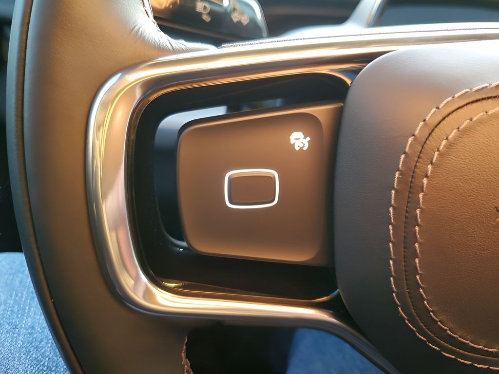 Used Car 2025 Lincoln Navigator L  Reserve For Sale Under $100,000 In Austin, Texas