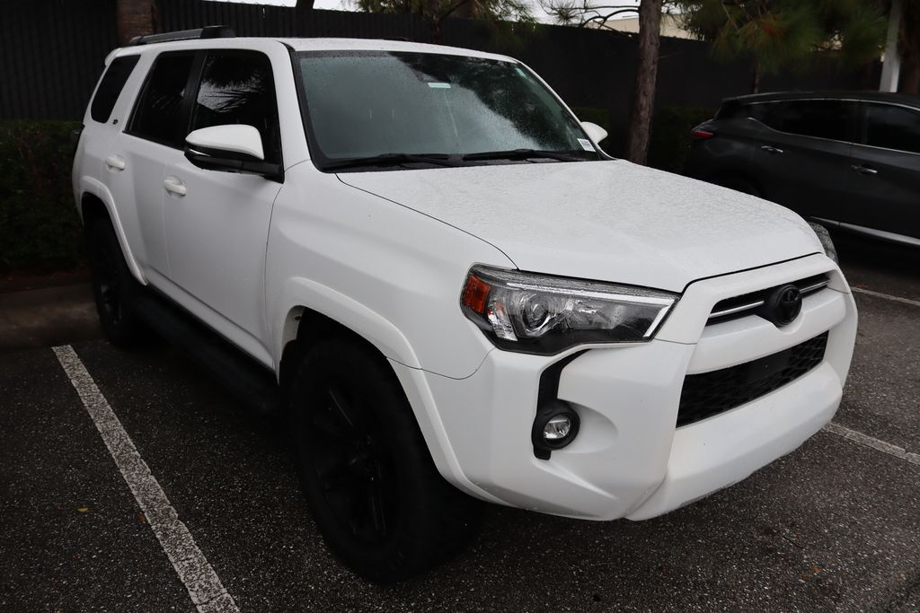 Thumbnail: 2022 Toyota 4Runner - 6