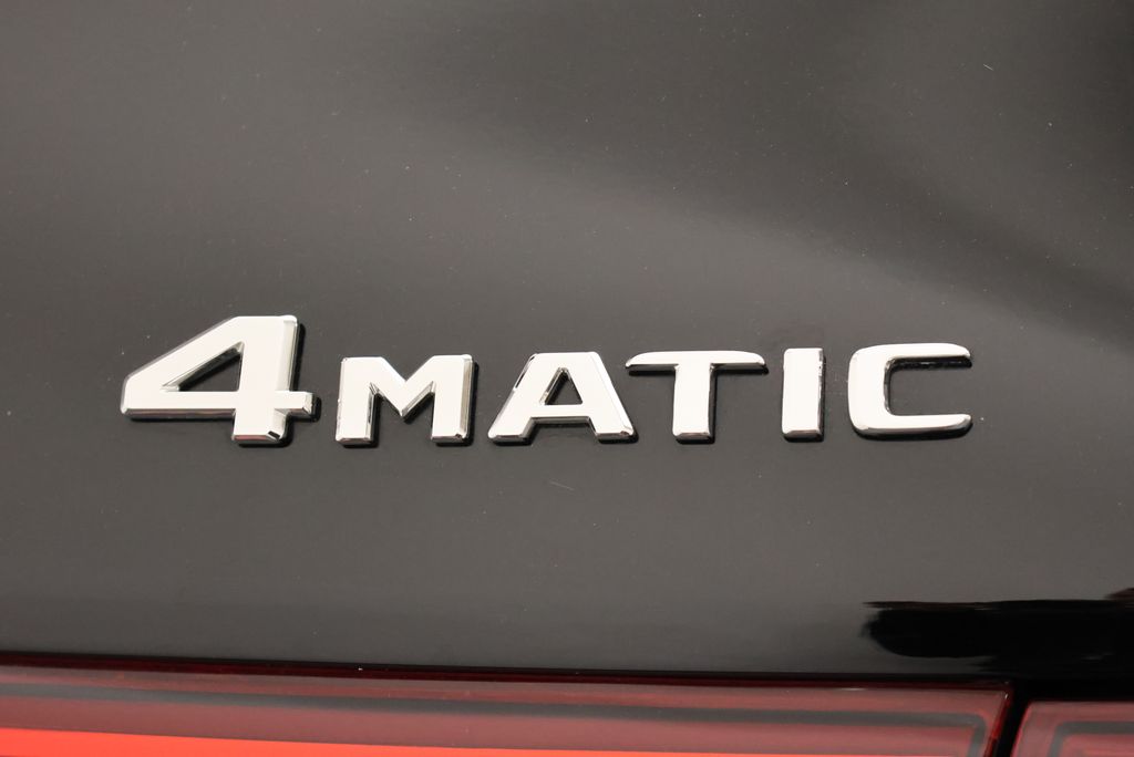 Thumbnail: 2026 Mercedes-Benz GLB - 10