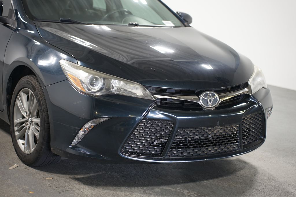 Thumbnail: 2017 Toyota Camry - 4