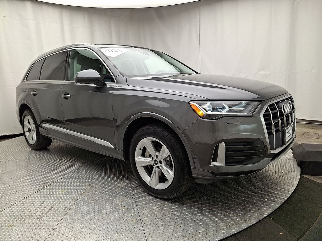 Thumbnail: 2021 Audi Q7 - 3